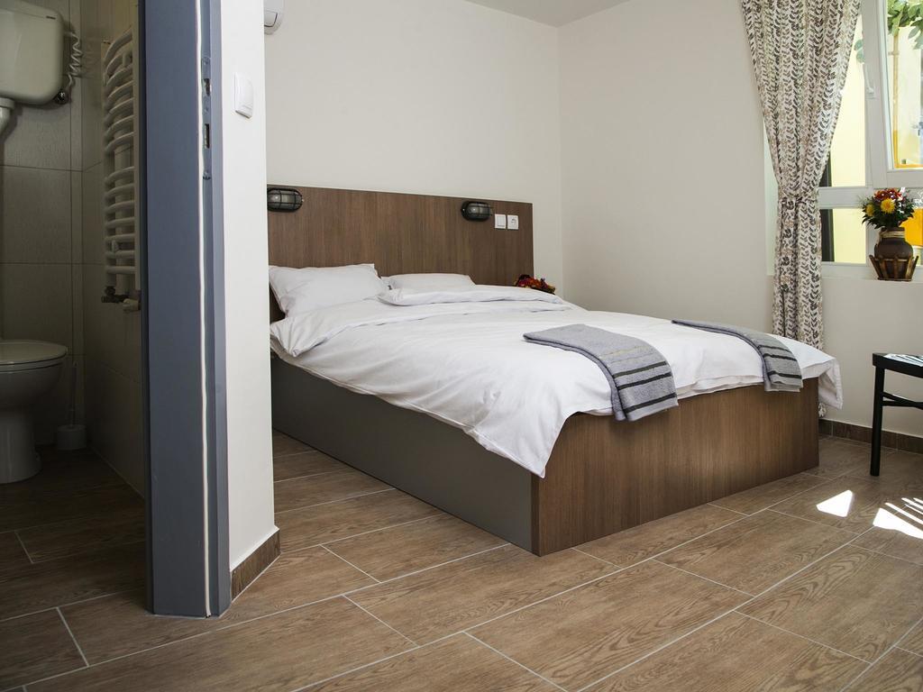 Varad Inn Novi Sad Room photo